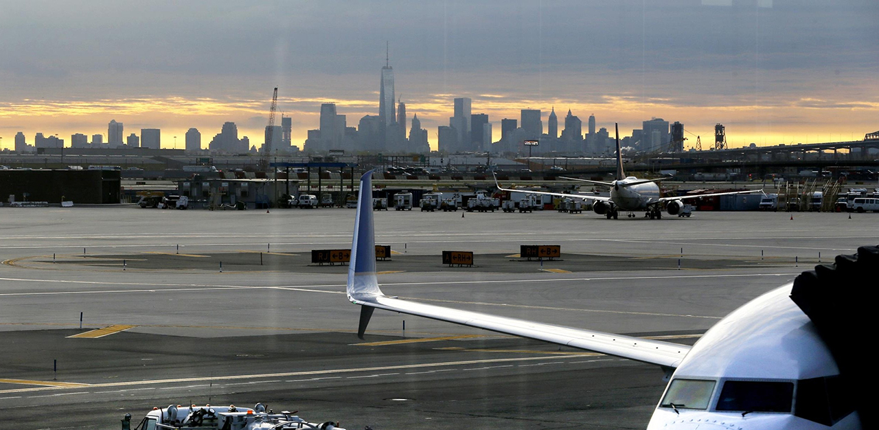 Newark Liberty - &Nu;έ&alpha; &Upsilon;ό&rho;&kappa;&eta; - &Eta;.&Pi;.&Alpha;. (EWR)